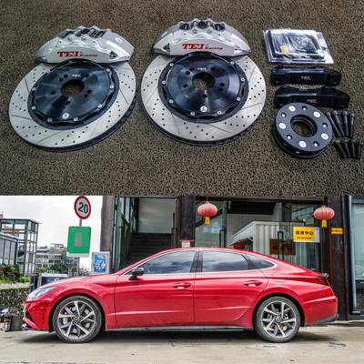 comprar Kit de freno de calibre de 6 pistones para carreras con disco de carreras de alto carbono de 355 * 32 mm y pastillas de freno para Hyudnai Santana 18 pulgadas Fabricación en línea