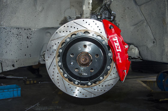comprar BBK para Audi A4L instalado grandes equipos de frenos 4 pinzas de pistón P40NS Fabricación en línea