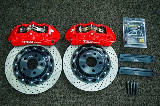 comprar Calibre de pistón delantero 6 con rotor perforado con ranura de 355x32mm para BMW 325 320 323 328 330 335 340 2010-2012 Rueda de 18