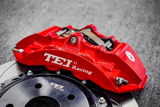 TEI Racing BBK para Toyota Camry instaló equipos grandes del freno 4 calibradores P40NS del pistón